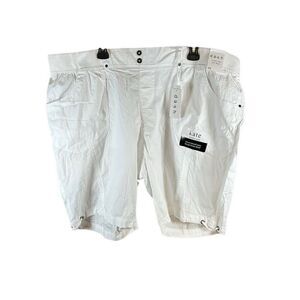 Dash Kate 2X White Shorts NWT